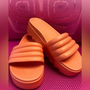 Brand new peach colour Cougar Slides